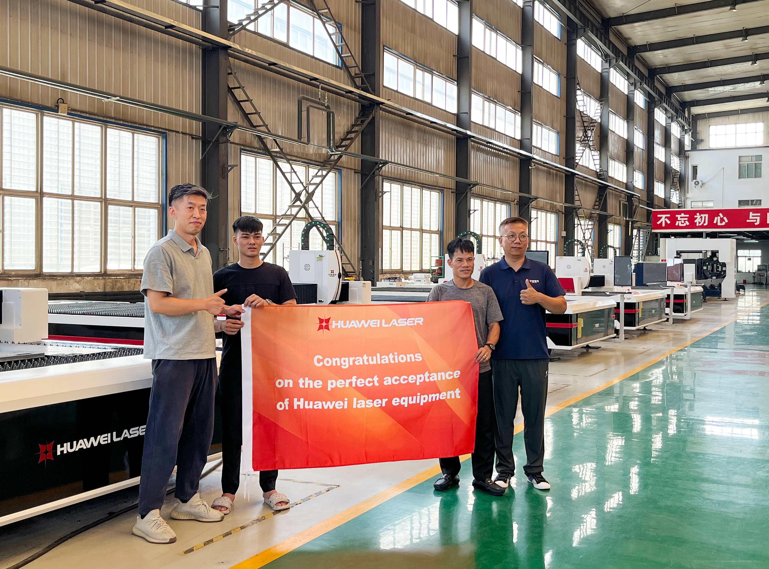 ویتنام کو 6000W 6020 لیزر کٹر کی کامیاب فراہمی